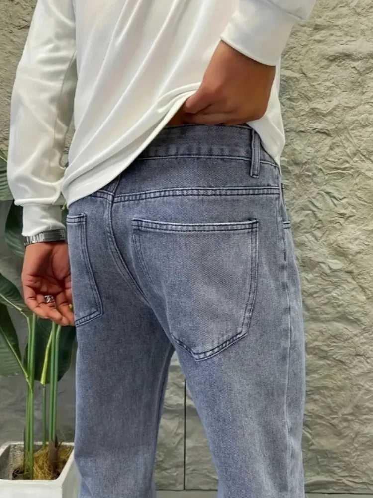 Men’s Relaxed Straight Leg Jeans, Breathable Ease for Beach Walks to Coffee Breaks"
